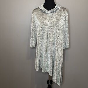 Damee, Inc Silver Shimmer Asymmetrical Tunic Size XL